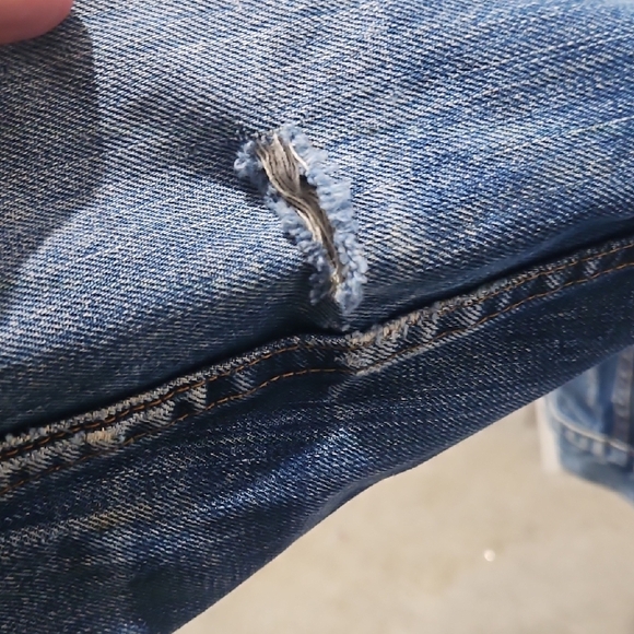 Vintage Levi’s Denim Trucker Jacket • Made in USA • 80s/90s Y2K - Picture 8 of 15